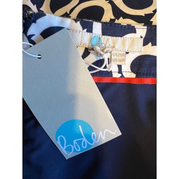 Boden woman’s 16R Pencil A line Skirt Geometric Print Blue & White career New - Picture 6 of 6